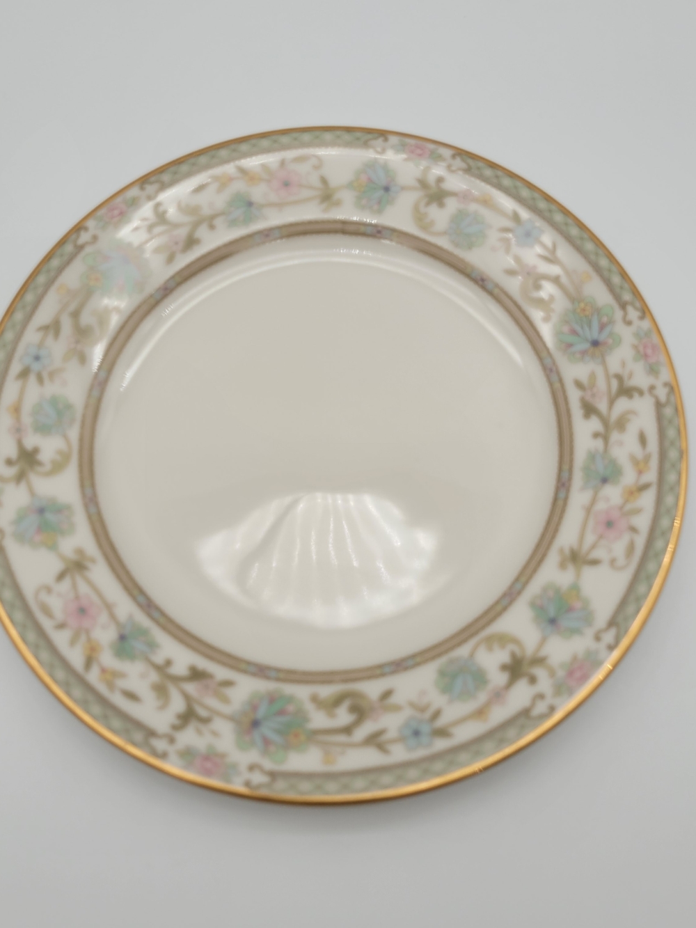 Noritake 7194 Cream Soup Bowl with Gold Rim and Pastel Floral Motif